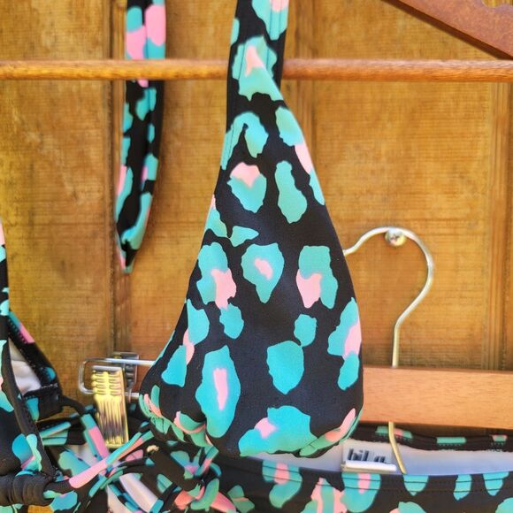 Billabong 2 Piece Triangle Top Tie Side Bottoms Bikini Swimsuit Womens Size M - Picture 6 of 11